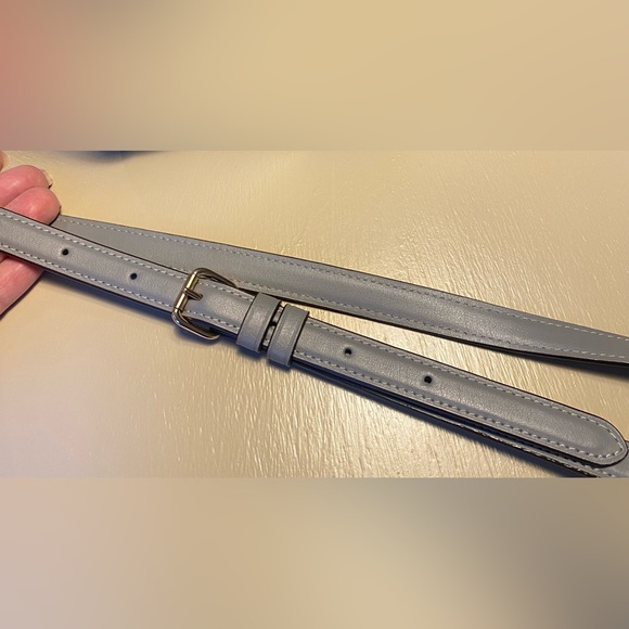 Coach Grace Pebble Carryall in Granite/Gold
Carriage Logo Gorgeous EUC - Picture 12 of 16